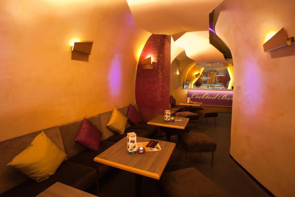 גיור Barokk Hotel Promenad מראה חיצוני תמונה